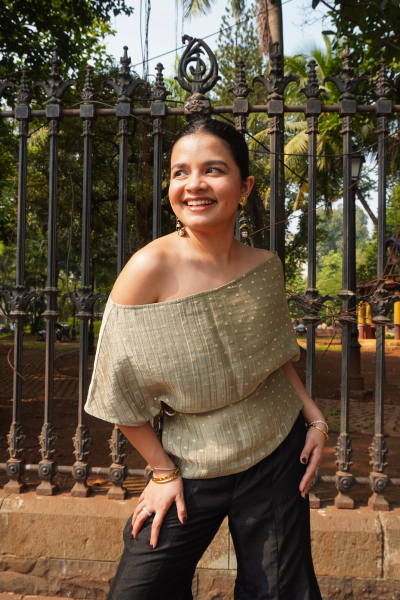 The Zarina Top